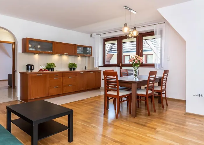 Udanypobyt Na Tetmajera * زاكوباني