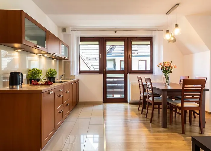 شقة Udanypobyt Na Tetmajera *