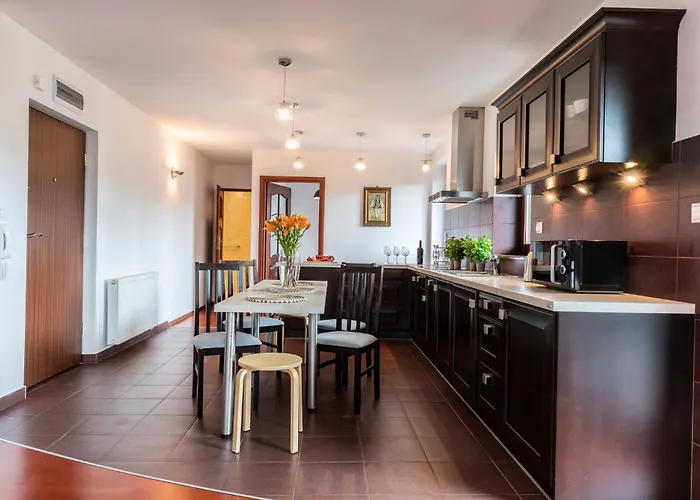 Udanypobyt Na Tetmajera