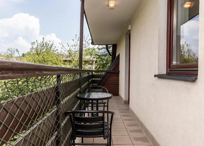 شقة Udanypobyt Na Tetmajera