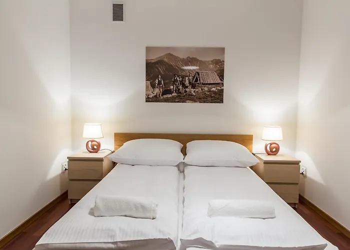 شقة Udanypobyt Na Tetmajera